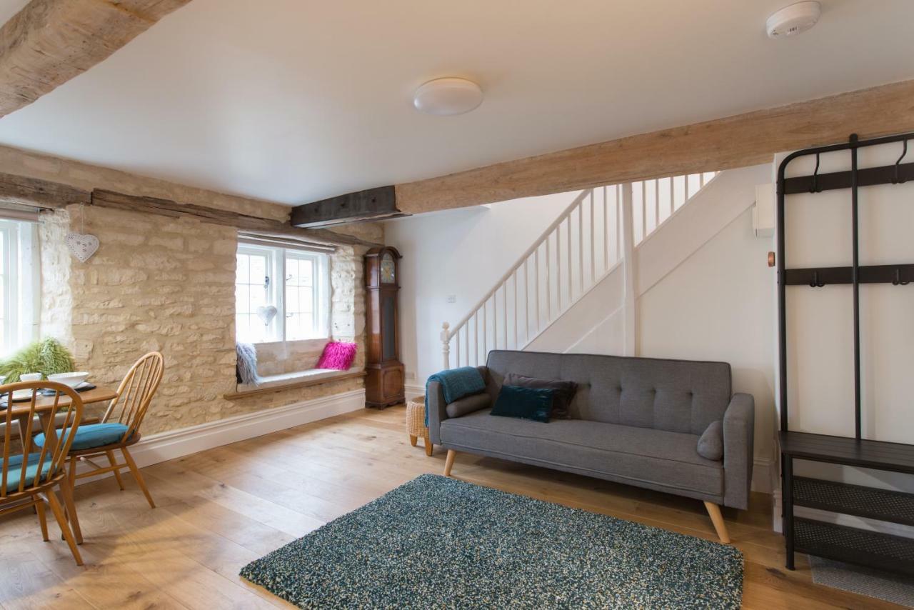Upper Flat, The Manse, Painswick Apartment Exterior photo